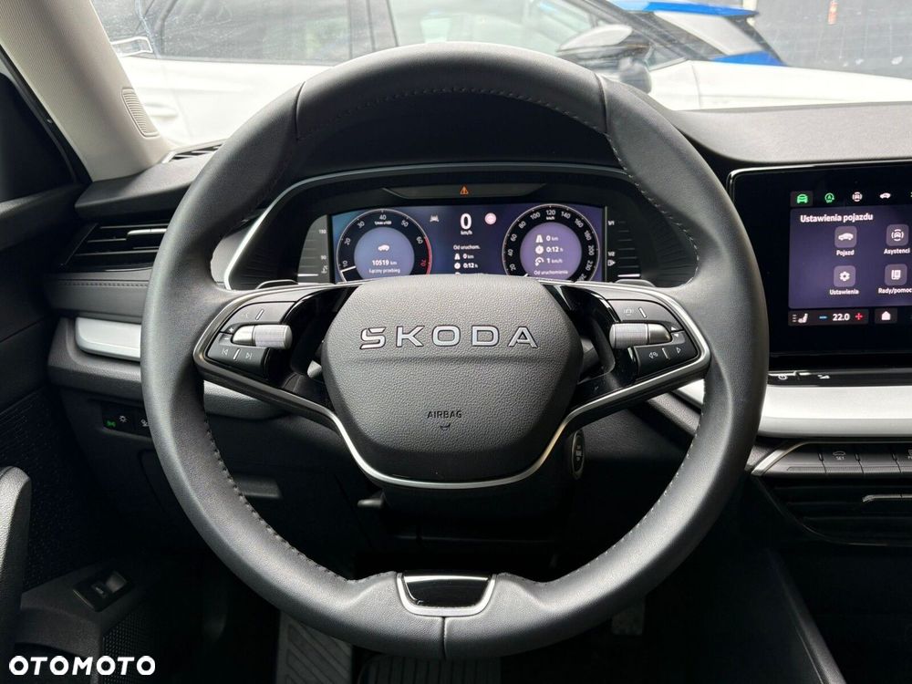 Skoda Octavia 1.5 TSI mHEV Selection DSG - 10