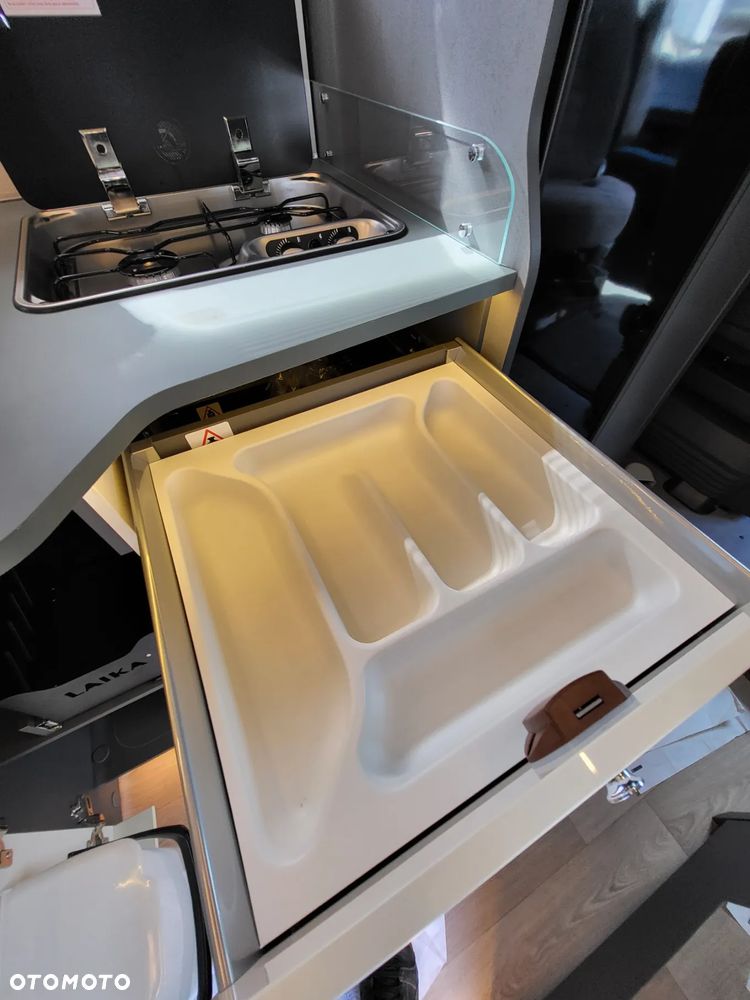 Laika KOSMO L 105 Półintegra 599 cm - 23