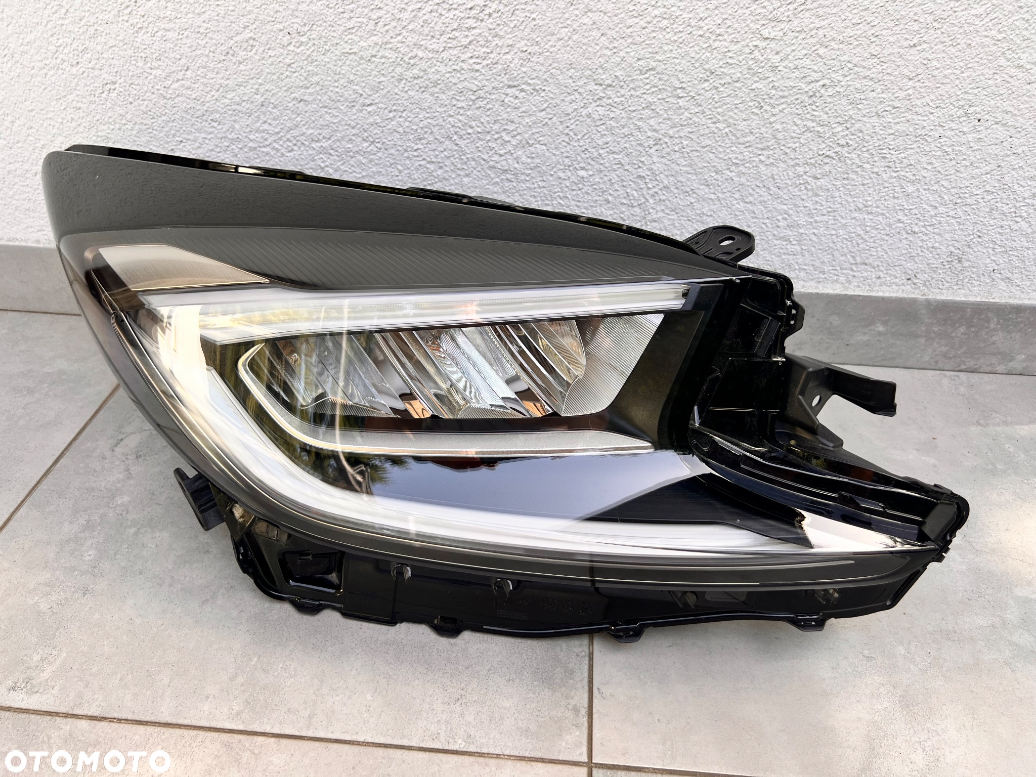REFLEKTOR LAMPA TOYOTA AYGO X FULL LED 2021- - 2