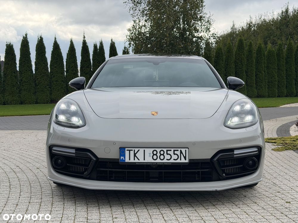 Porsche Panamera - 37