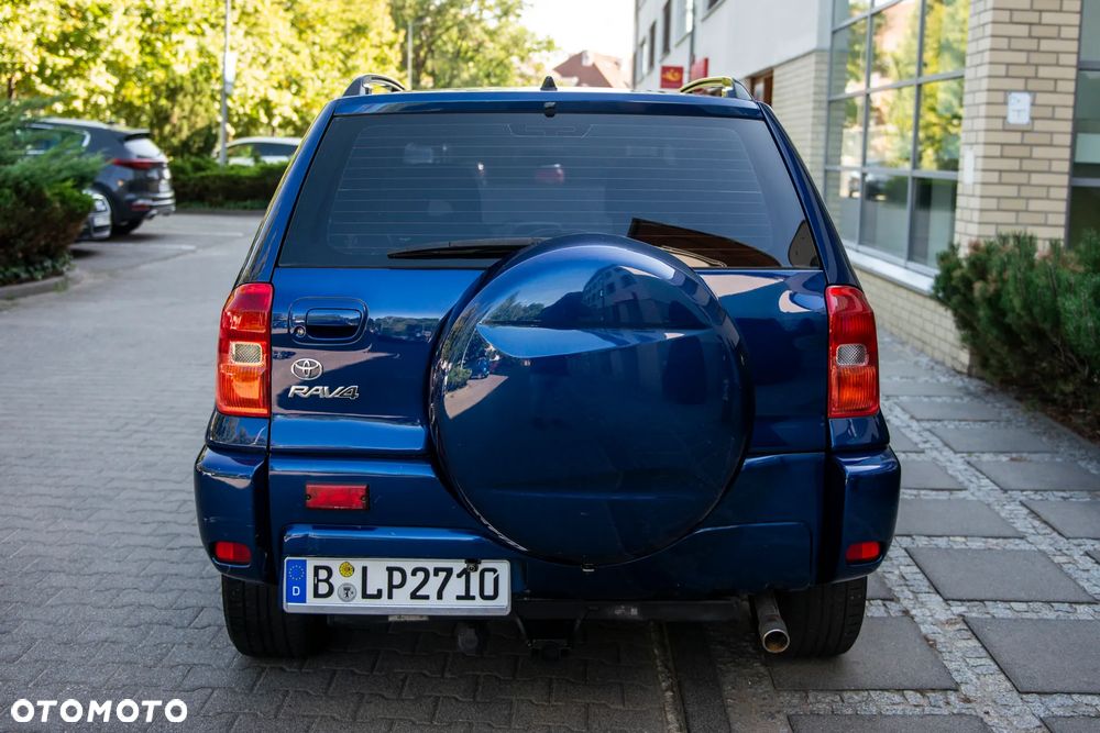 Toyota RAV4 2.0 VVT-i 4x4 - 5