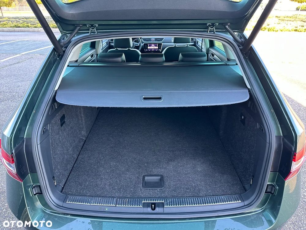 Skoda Superb 1.5 TSI L&K DSG - 20