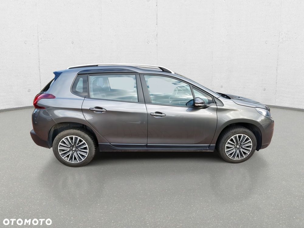 Peugeot 2008 - 4