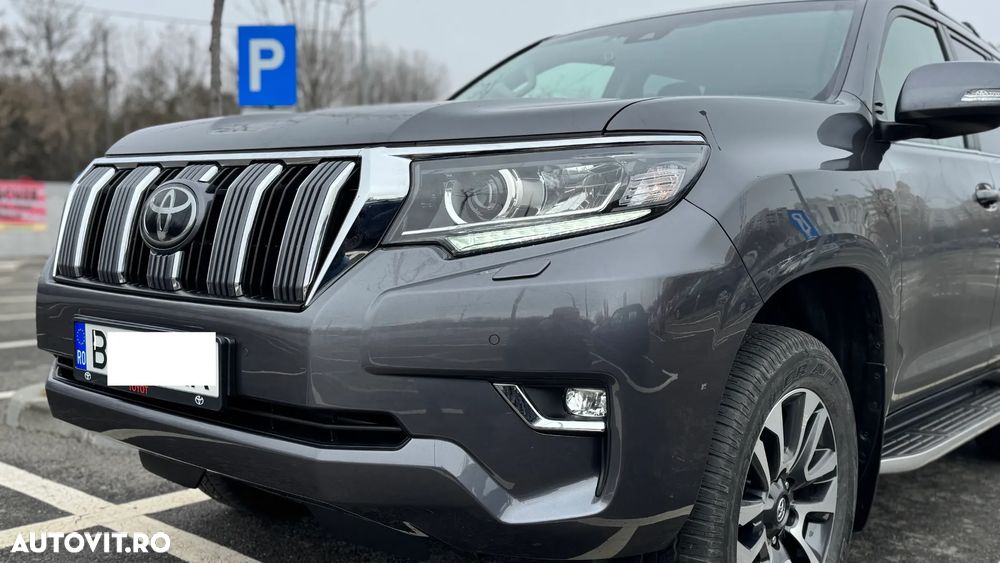 Toyota Land Cruiser 2.8l D-4D 204 CP A/T 7 locuri Executive - 2