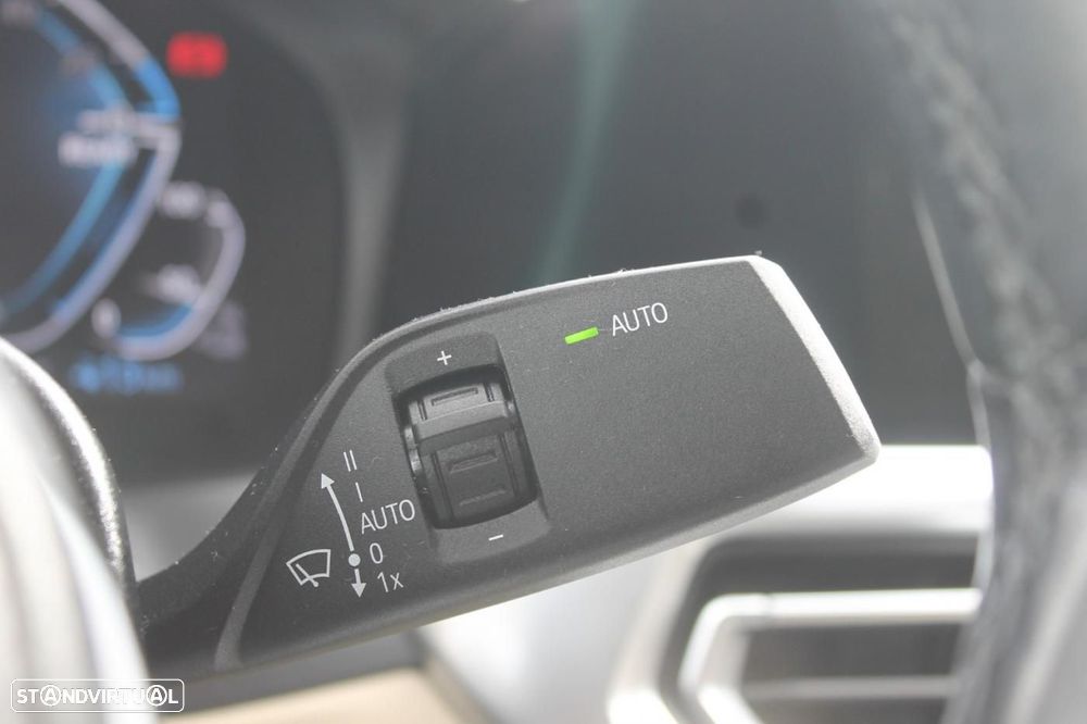 BMW 320 e Line Sport Auto - 47