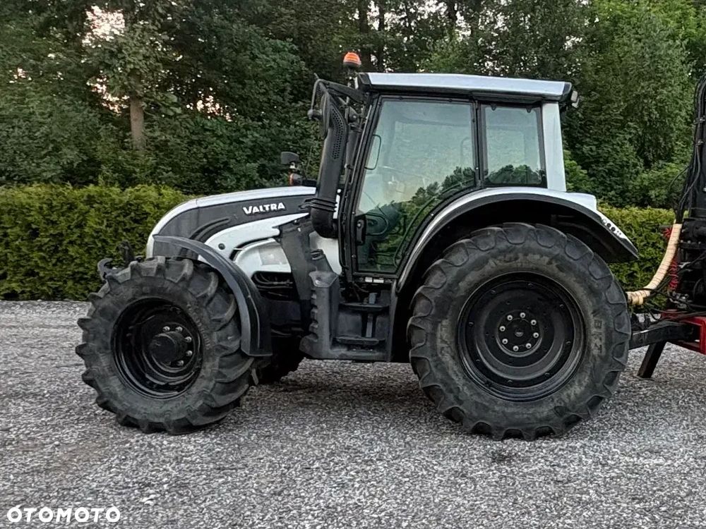Valtra N142 - 4