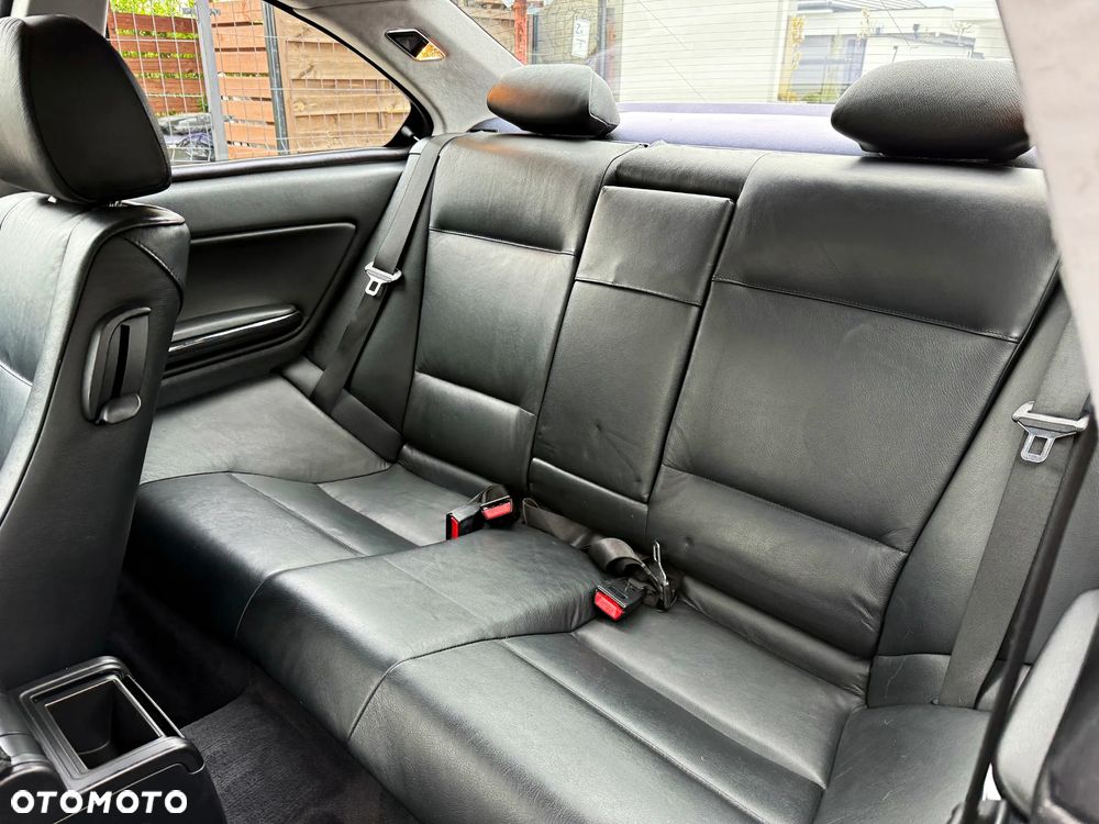 BMW Seria 3 328Ci - 6