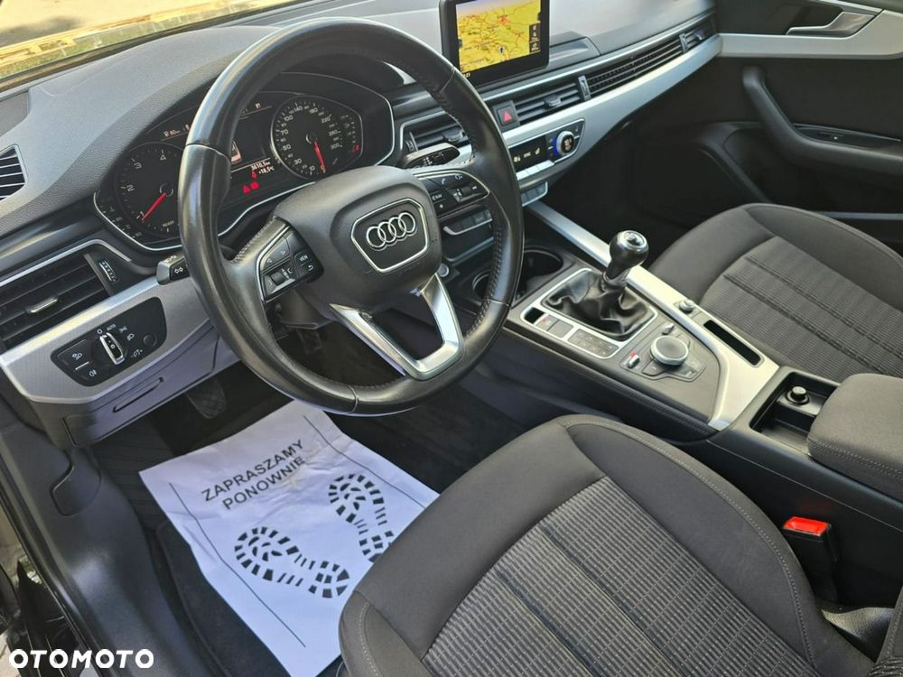 Audi A4 Limousine - 27