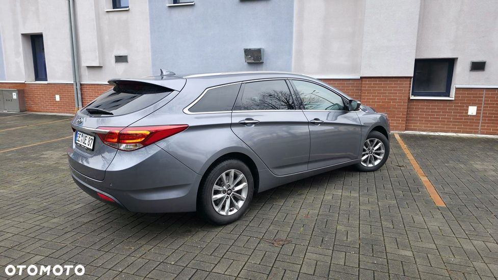 Hyundai i40 Kombi blue 1.7 CRDi Premium - 2