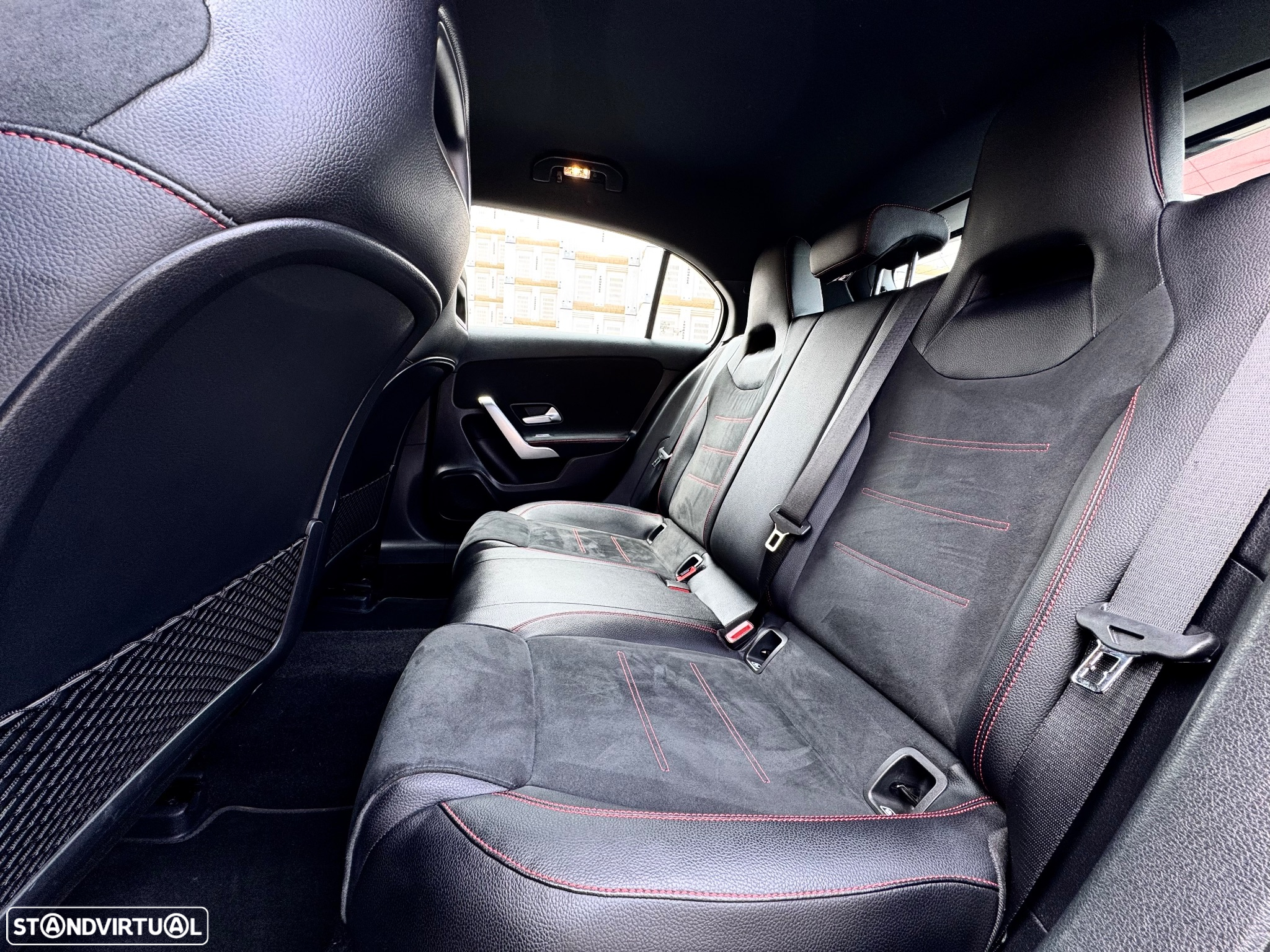 Mercedes-Benz A 180 d 7G-DCT AMG Line - 17