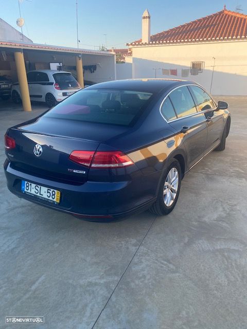 VW Passat 1.6 TDI BlueMotion - 5