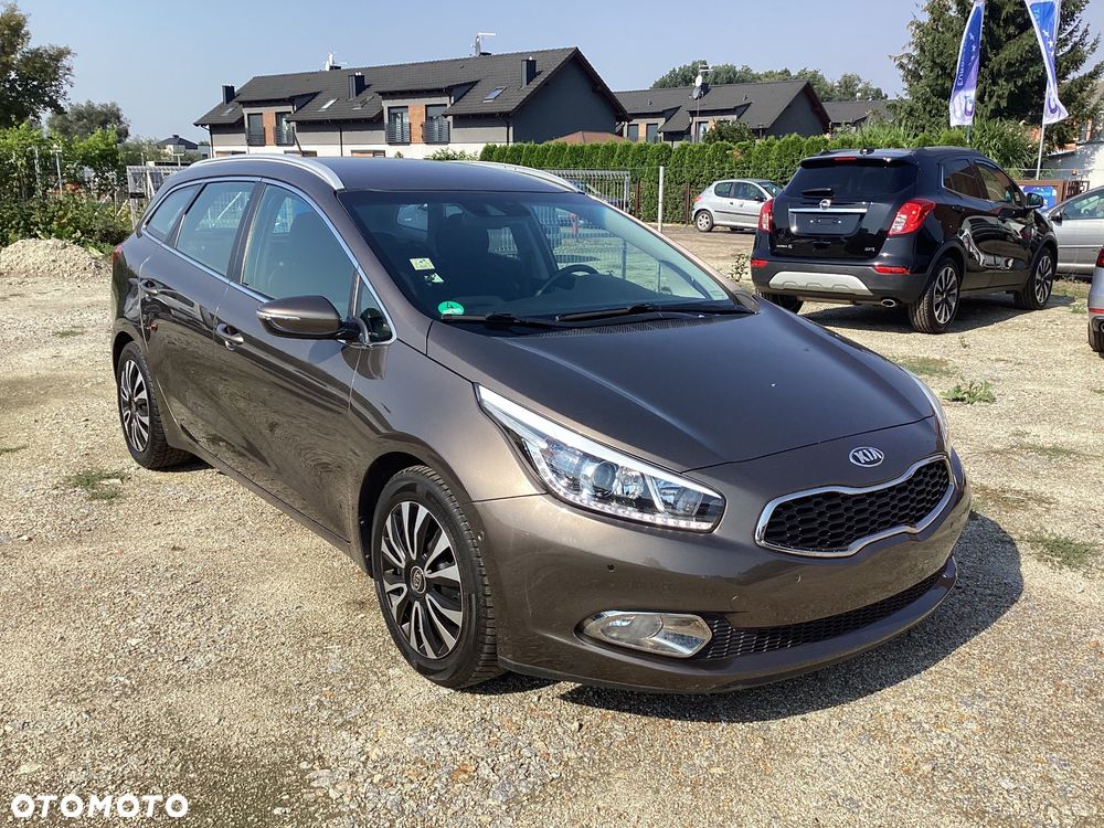 Kia Ceed 1.6 GDI Dream Team Edition - 7