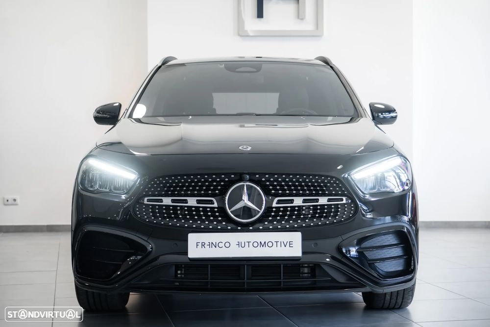 Mercedes-Benz GLA 180 d AMG Line — fotografia 2