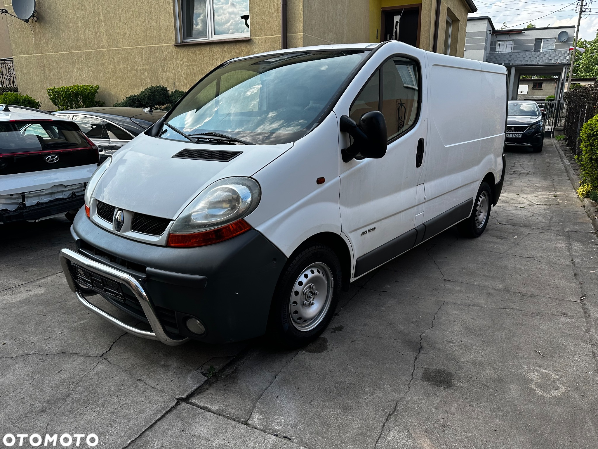 Renault Traffic - 11