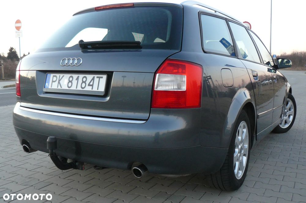 Audi A4 Avant - 10