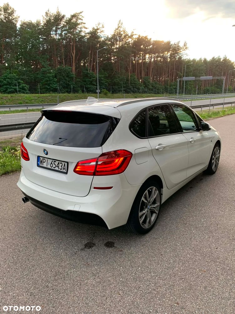 BMW Seria 2 218d - 7