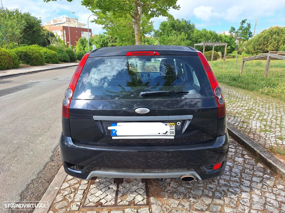 Ford Fiesta 1.4 TDCI Ghia - 8