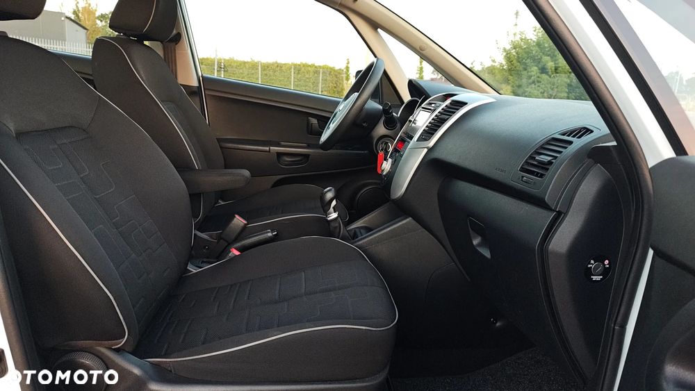 Kia Venga 1.4 L - 32