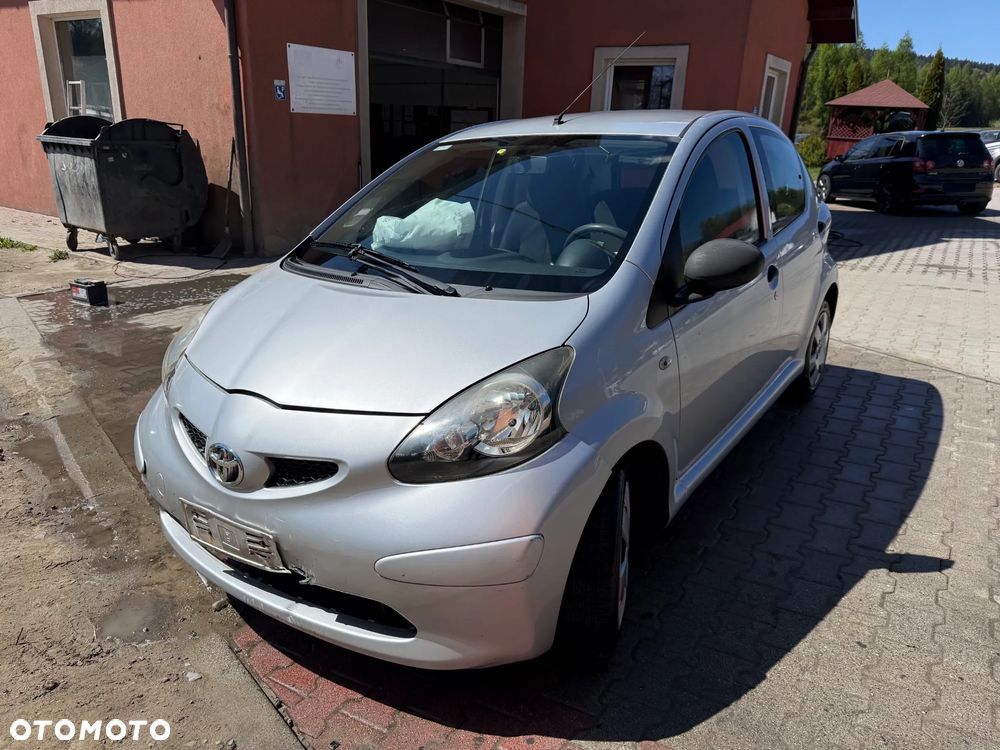 Toyota Aygo City - 1