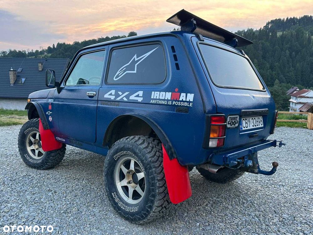 Lada Niva - 4
