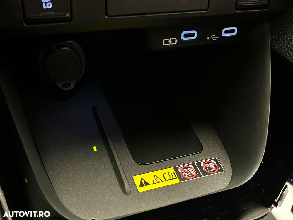 Toyota Yaris 1.5 VVT-i HSD Dynamic - 26