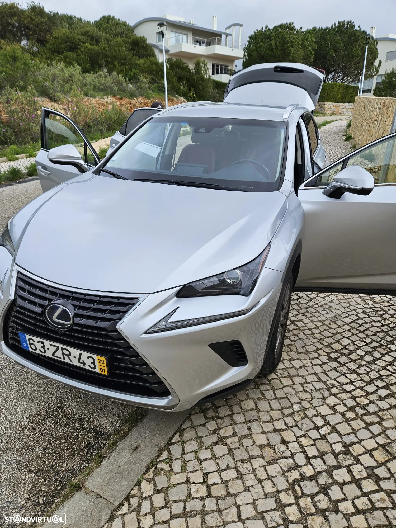 Lexus NX 300h Executive+ - 14