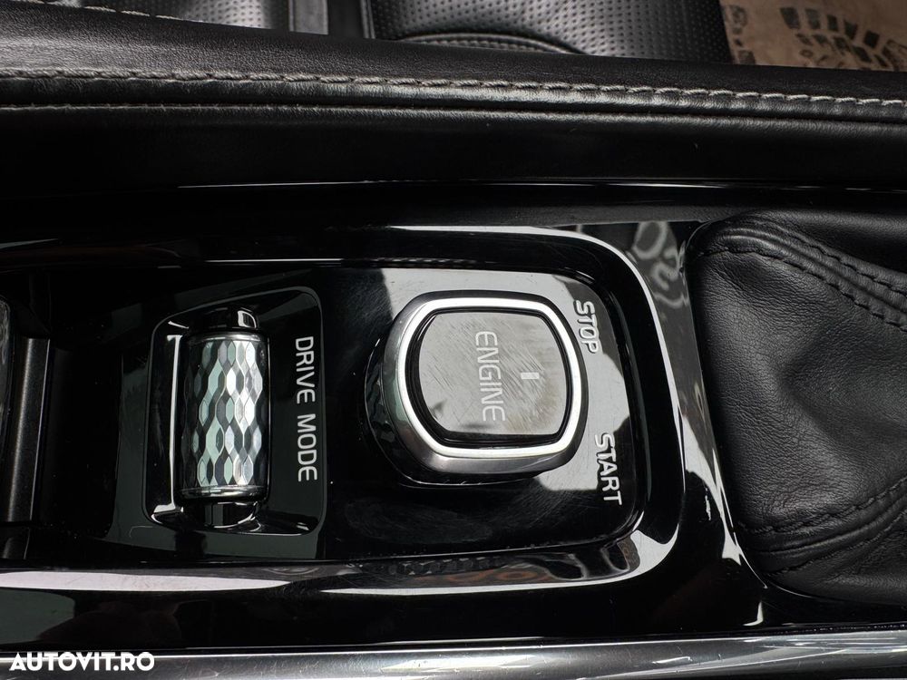 Volvo V90 D5 AWD - 22