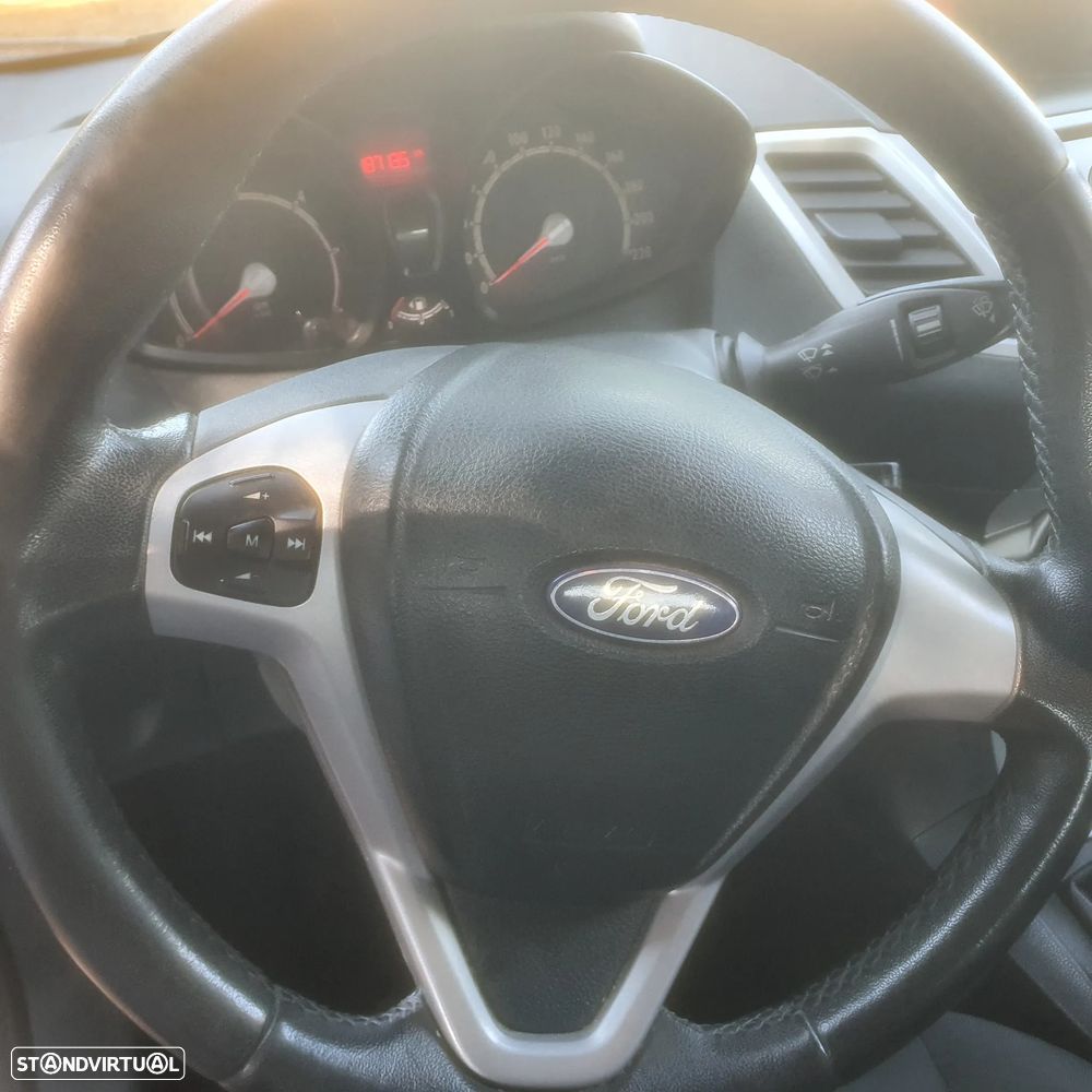 Ford Fiesta 1.6 TDCI ECOnetic - 7