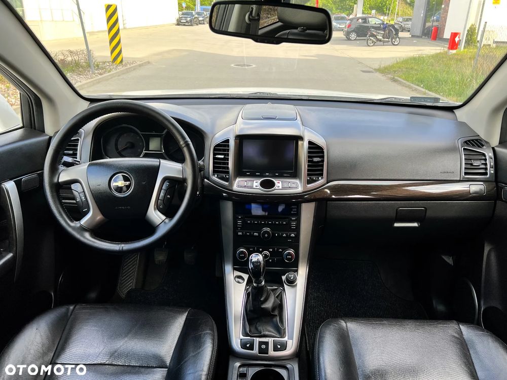 Chevrolet Captiva 2.2 4WD LTZ - 4