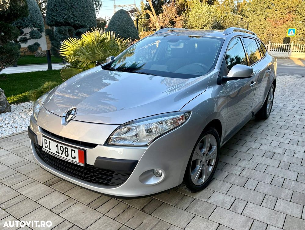 Renault Megane 1.9 dCi FAP Dynamique - 1
