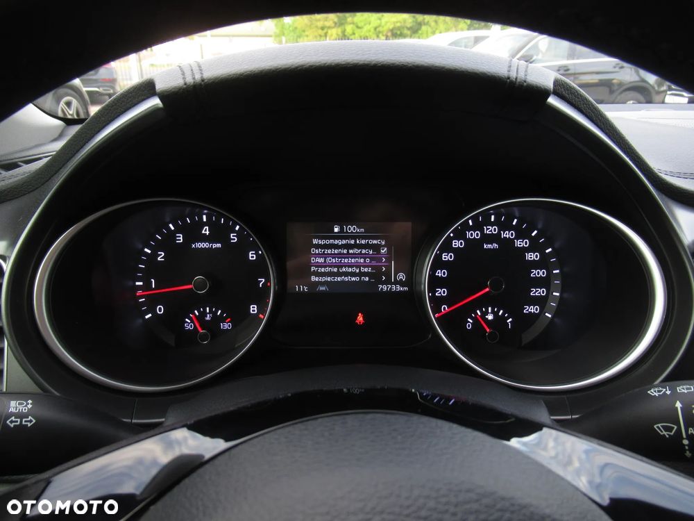 Kia Ceed 1.5 T-GDI M - 28