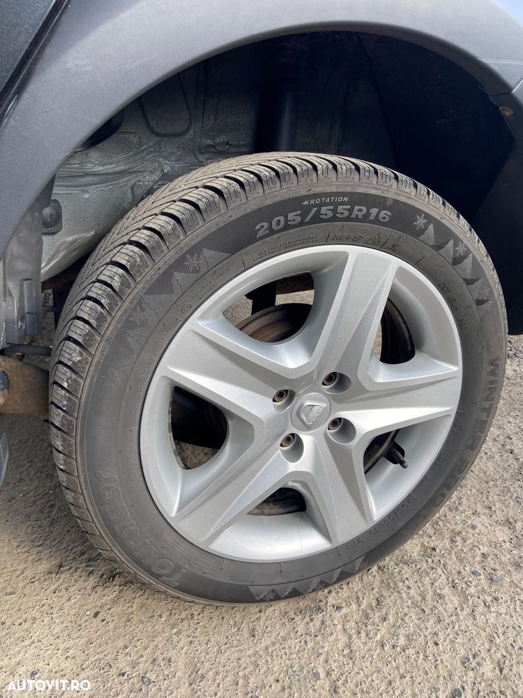 Dacia Sandero 1.5 dCI Prestige - 10