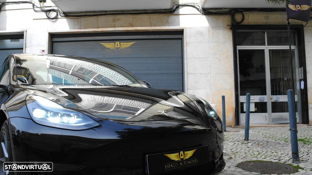 Tesla Model 3 Long Range Tração Traseira - 2