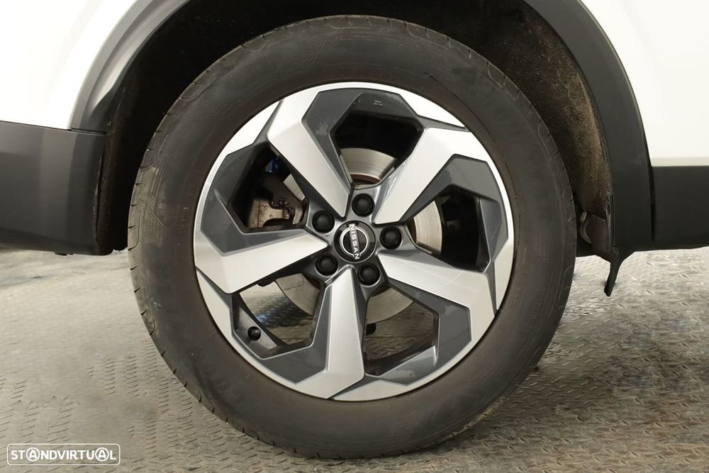 Nissan Qashqai 1.3 DIG-T N-Connecta LED Xtronic - 5