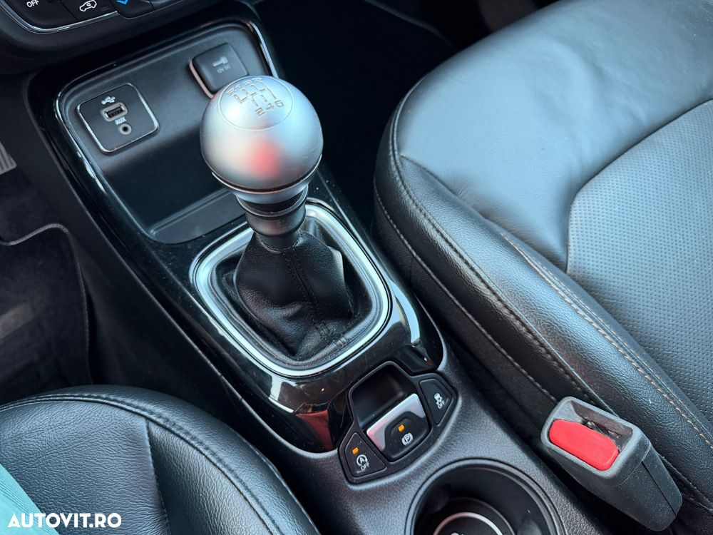Jeep Compass - 19