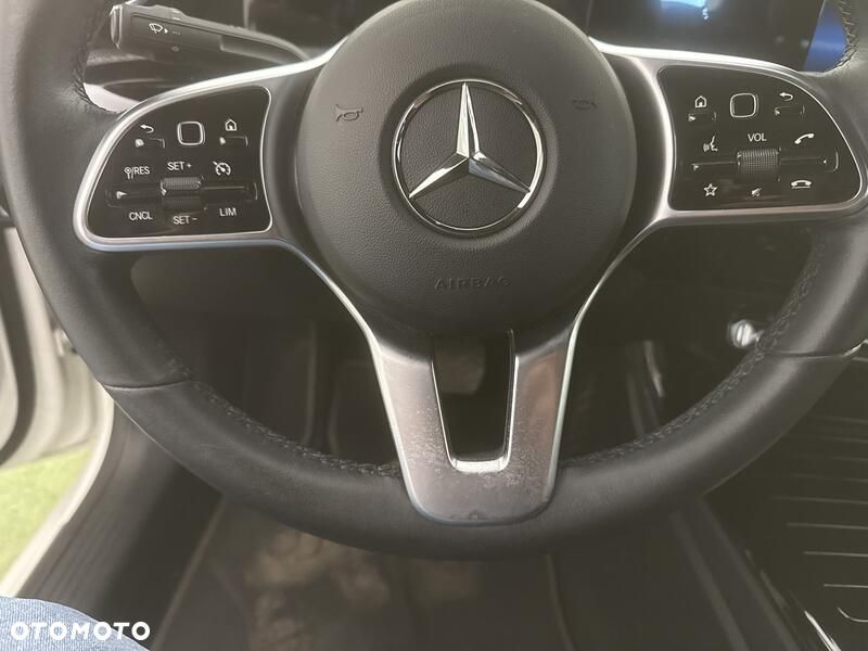 Mercedes-Benz CLA 200 7G-DCT - 13