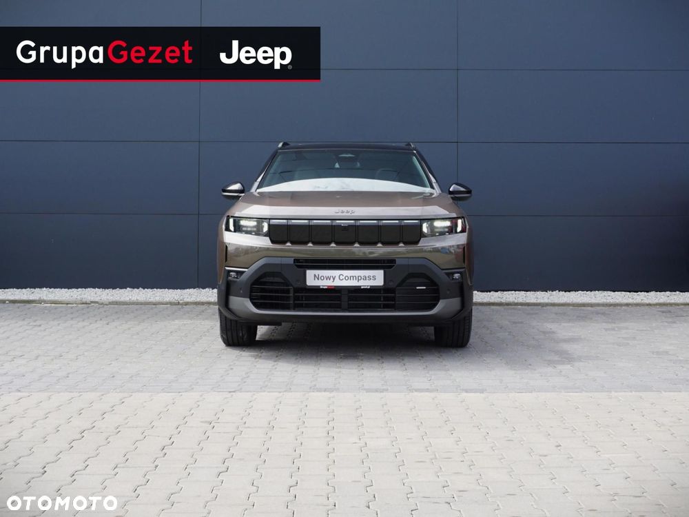 Jeep Compass - 10
