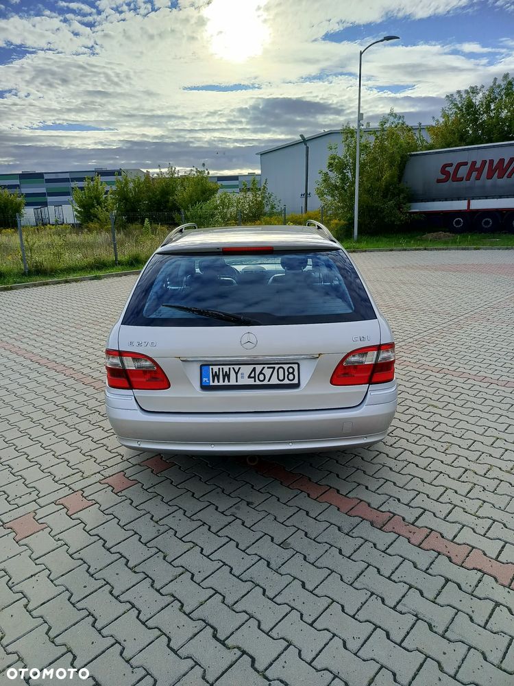 Mercedes-Benz Klasa E 270 CDI Avantgarde - 32
