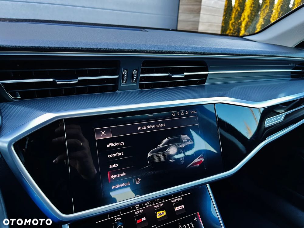 Audi A6 Avant 40 TDI quattro S tronic sport - 28