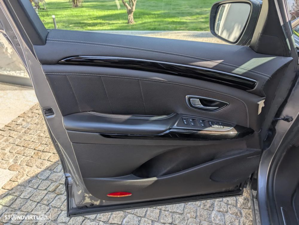 Renault Espace 1.6 dCi Initiale Paris EDC - 12