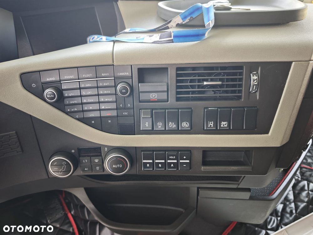 Volvo FH 500 Globe XL - 9