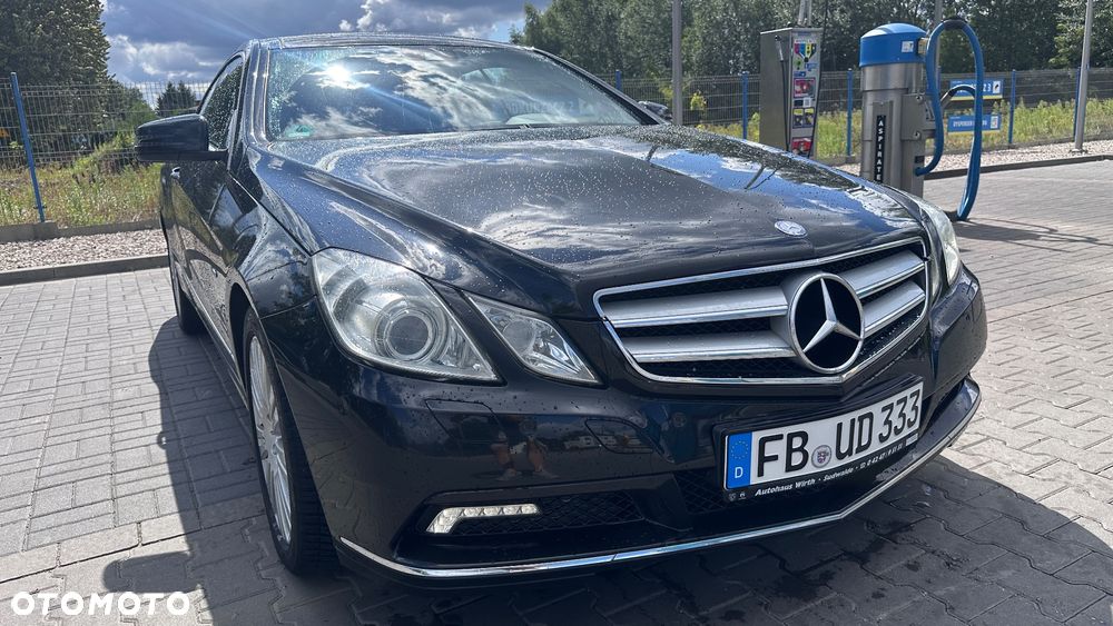 Mercedes-Benz Klasa E 350 CGI BlueEFFICIENCY 7G-TRONIC Avantgarde - 4
