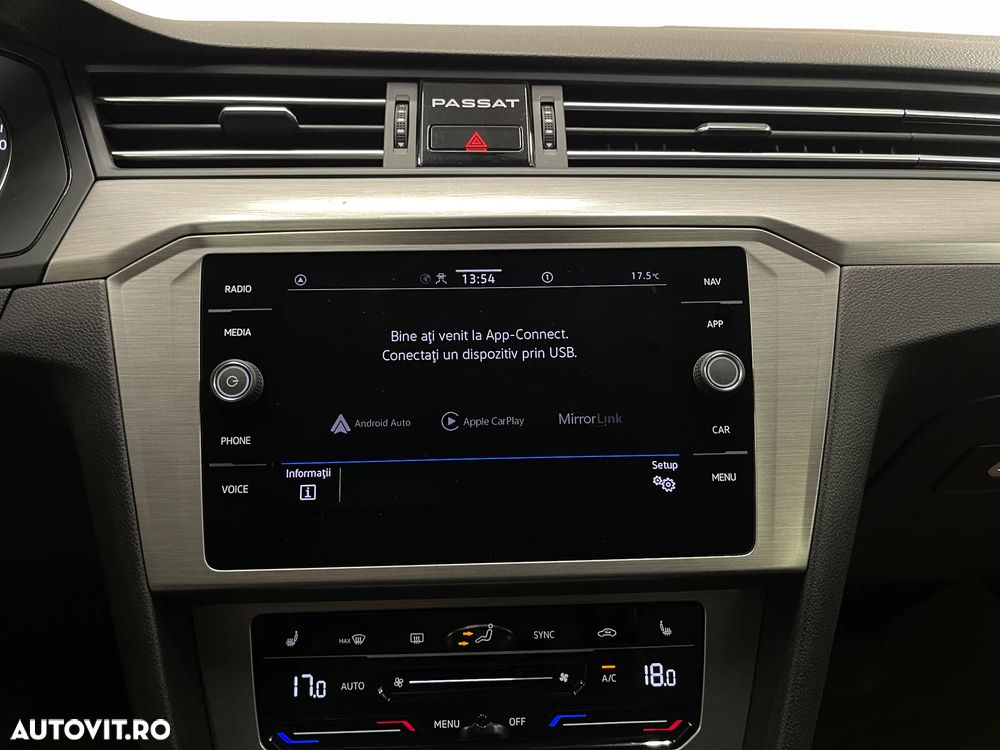 Volkswagen Passat 2.0 TDI Advance - 14