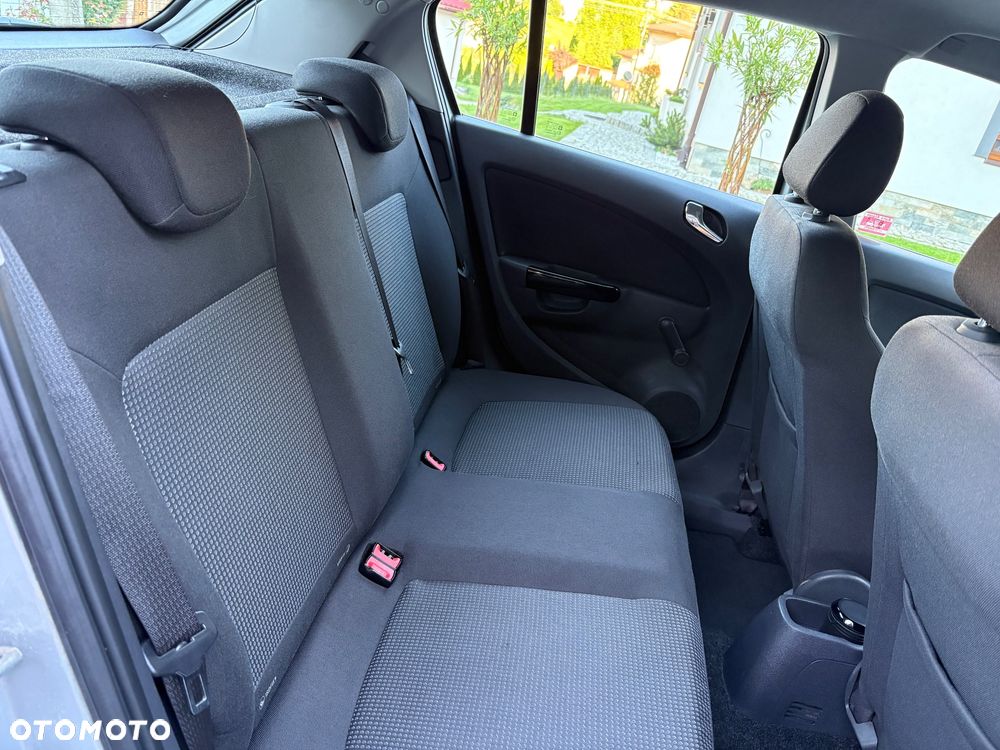 Opel Corsa - 12
