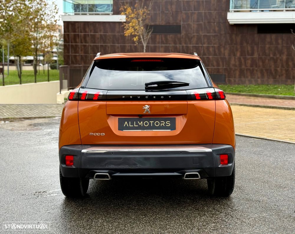 Peugeot 2008 1.2 PureTech Allure - 5
