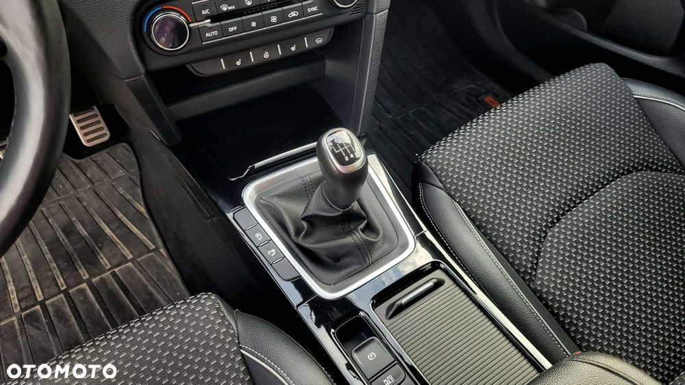 Kia Ceed 1.5 T-GDI L Business Line - 20