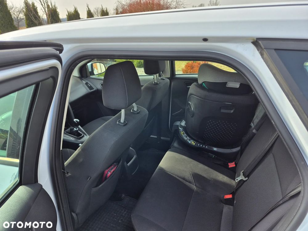 Ford Focus 1.6 TDCi Trend - 12