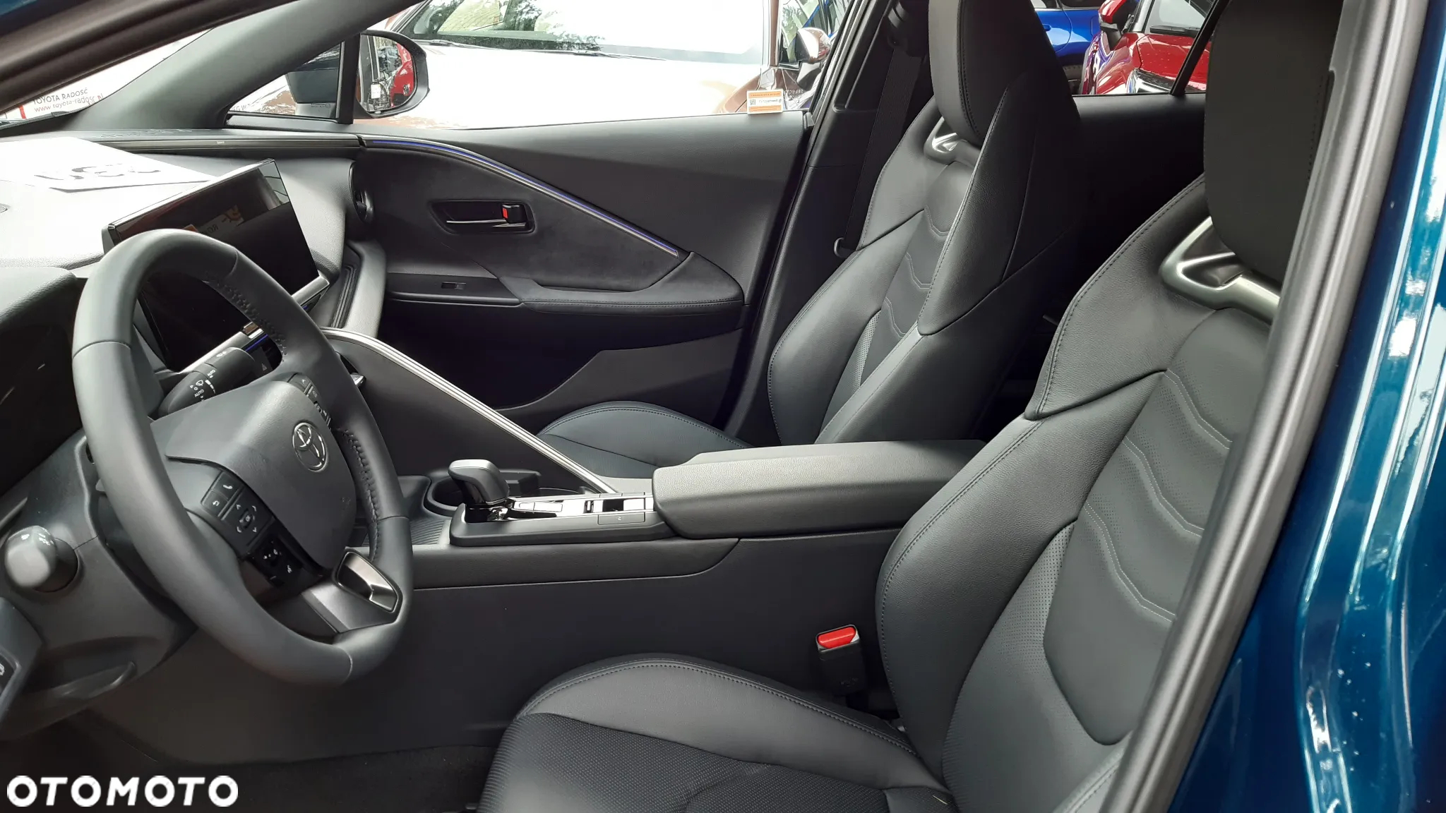 Toyota C-HR 2.0 Hybrid Executive - 7