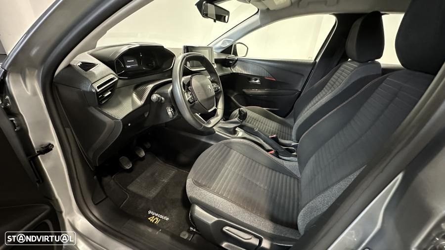 Peugeot 208 1.2 PureTech Active Pack - 17