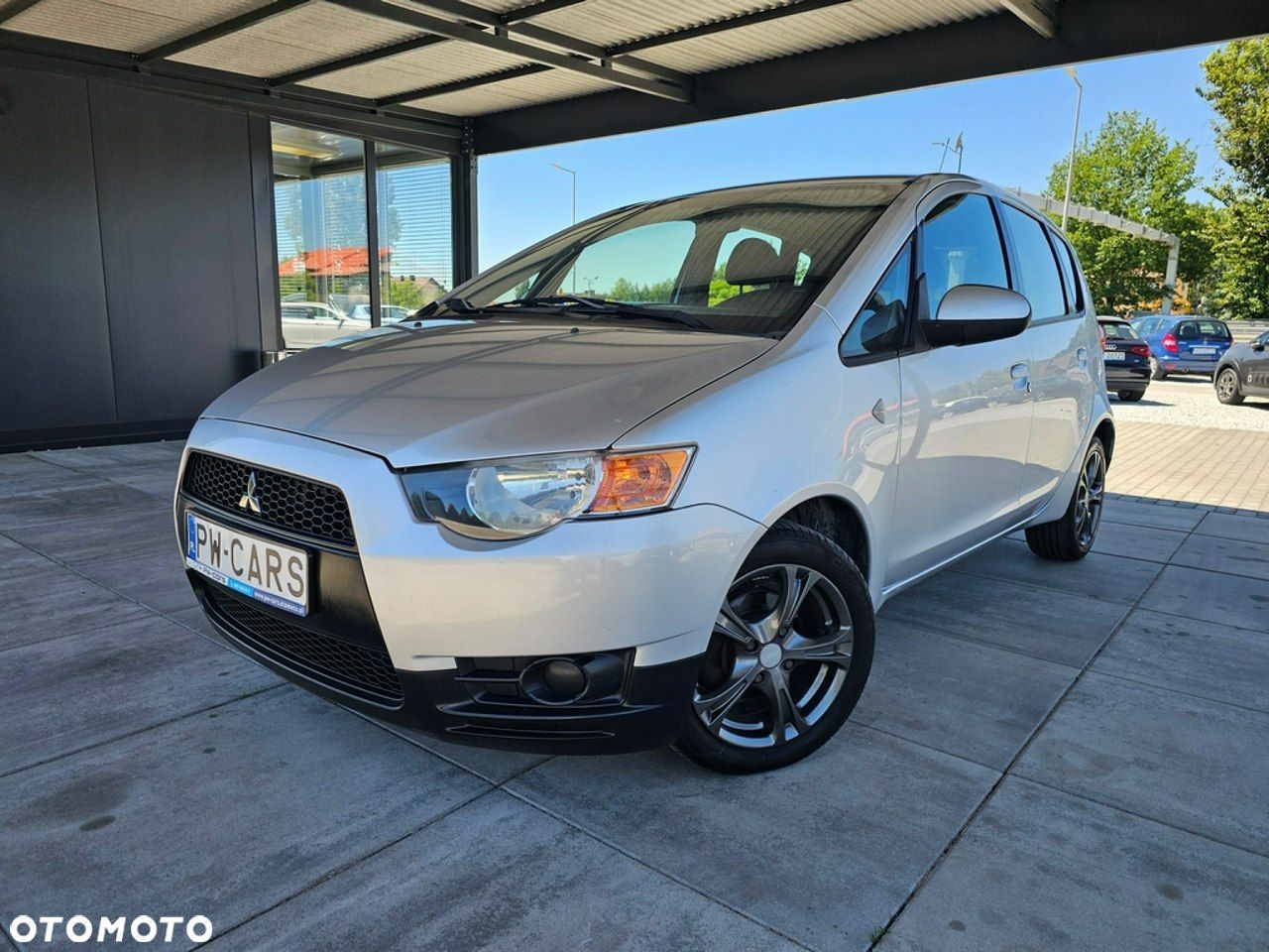 Mitsubishi Colt - 1
